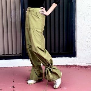 Amazing Y2K Green Cargo Pants